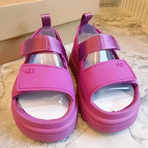 UGG kids goldenglow sandels - Picture 8 of 11